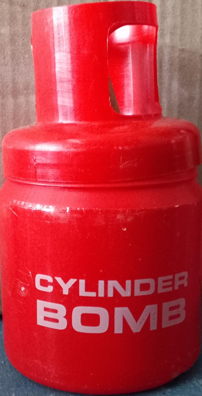 CylinderBomb